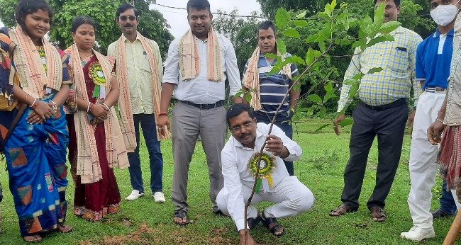 ଅକ୍ସୋଫର୍ଡ଼ ପବ୍ଲିକ ସ୍କୁଲରେ ପରିବେଶ ସୁରକ୍ଷା ସଚେତନତା